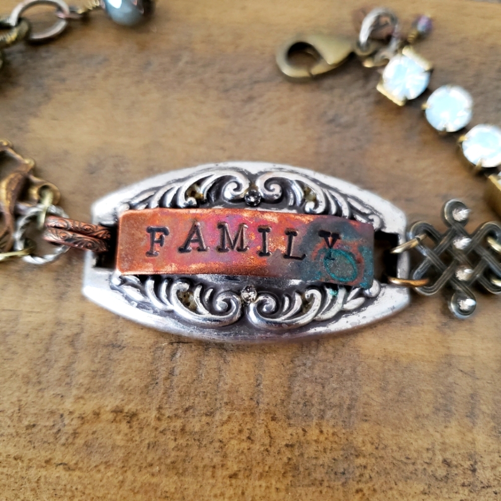 Vintage/Distressed Bracelet (family)